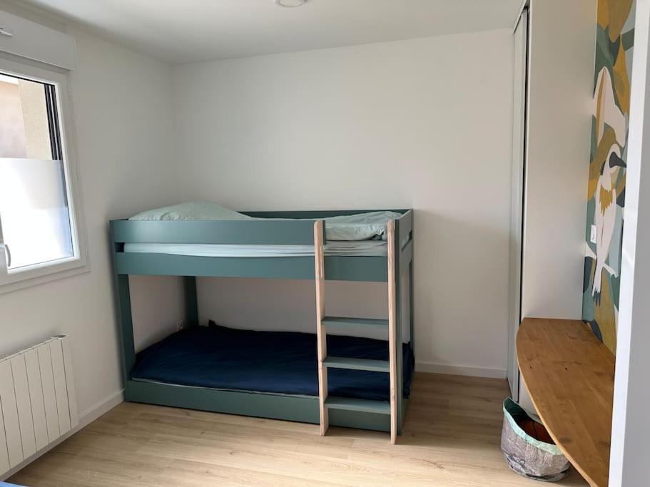 Tres Bel Appartement Neuf - Parking Et Terrasse 比斯卡罗斯 外观 照片